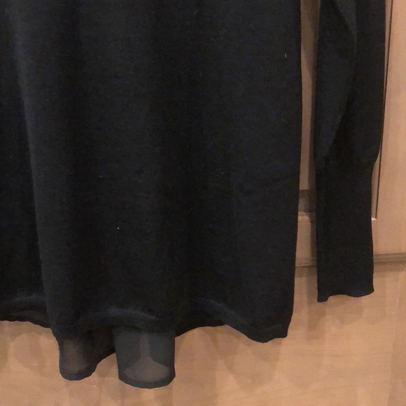 New J Brand 100% merino wool turtleneck back silky semi sheer panel sweater - Picture 3 of 10